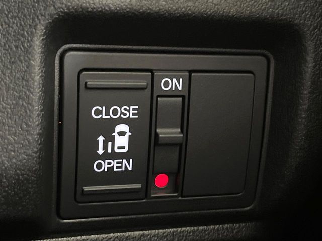 HONDA N BOX 2025 Image 31