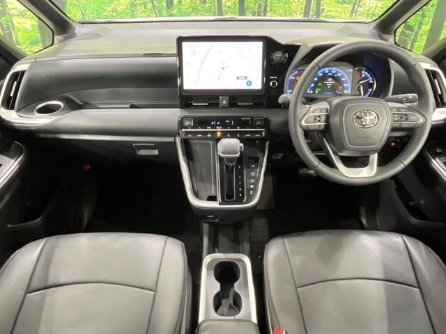 TOYOTA VOXY HYBRID 4WD 2025 Image 31