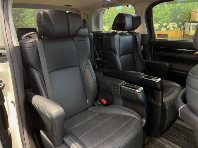 TOYOTA VELLFIRE 2019 Image 31