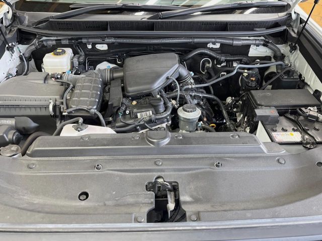 TOYOTA LANDCRUISER PRADO 2023 Image 31