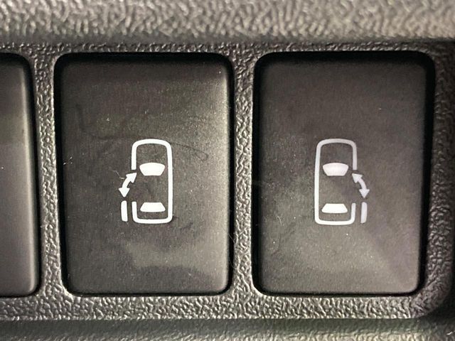 TOYOTA HIACE VAN 2WD 2022 Image 31