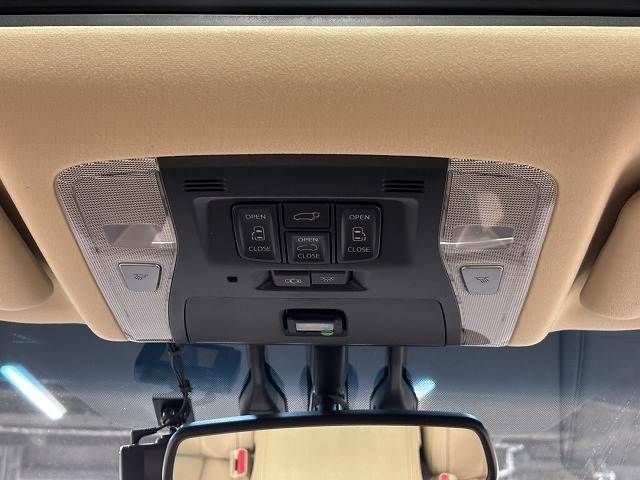 TOYOTA ALPHARD HYBRID 4WD 2015 Image 31