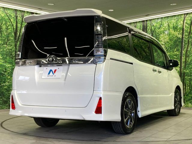 TOYOTA VOXY 2019 Image 31