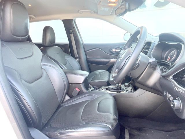 JEEP CHEROKEE 2019 Image 31