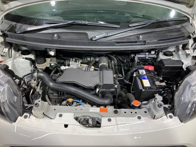 TOYOTA TANK 2017 Image 31