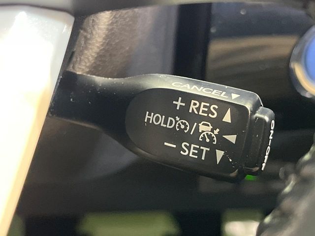 TOYOTA PRIUS 2018 Image 31