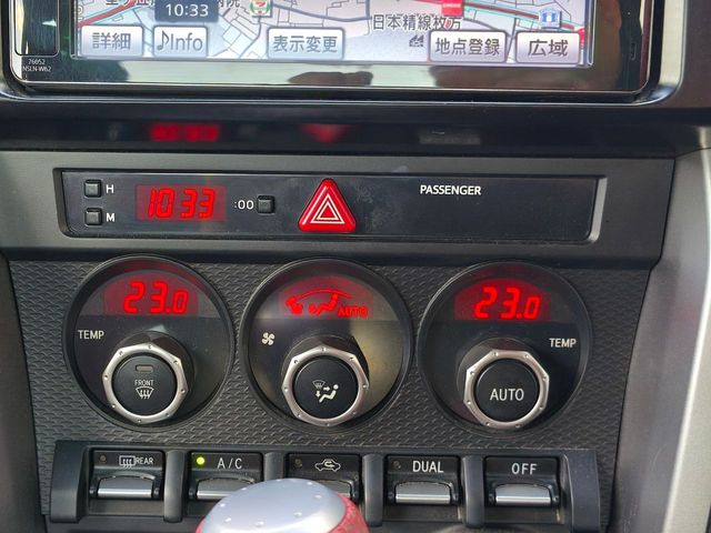 TOYOTA 86 2012 Image 31