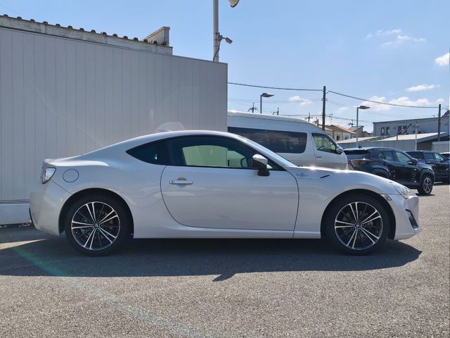 TOYOTA 86 2012 Image 31