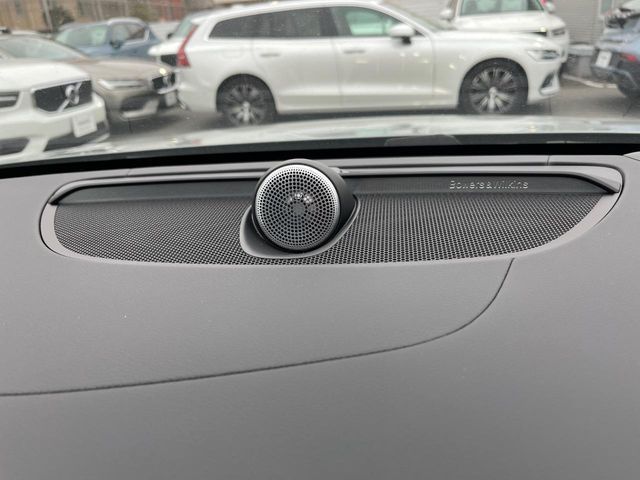 VOLVO V60 2024 Image 31