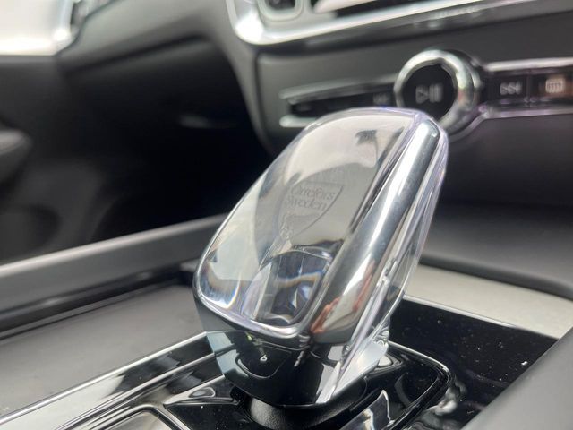 VOLVO V60 2024 Image 31