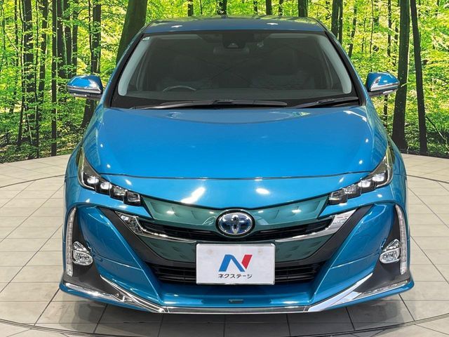 TOYOTA PRIUS PHV 2018 Image 31