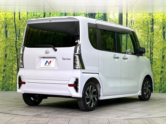 DAIHATSU TANTO CUSTOM 2021 Image 31