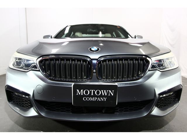 BMW 5SERIES SEDAN 2018 Image 31