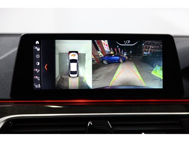 BMW 5SERIES SEDAN 2018 Image 31