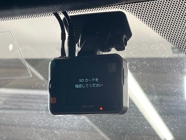 TOYOTA C-HR 2018 Image 31