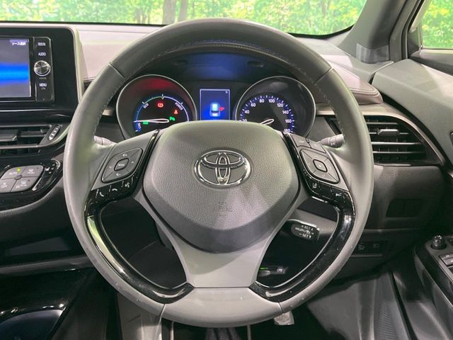 TOYOTA C-HR 2018 Image 31