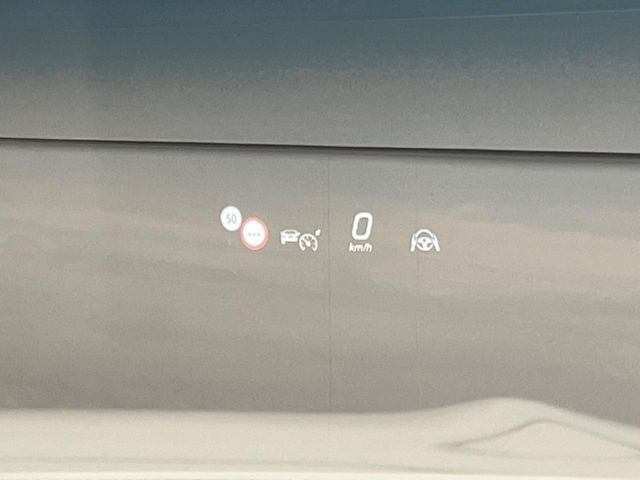 MERCEDES BENZ C CLAS 2023 Image 31