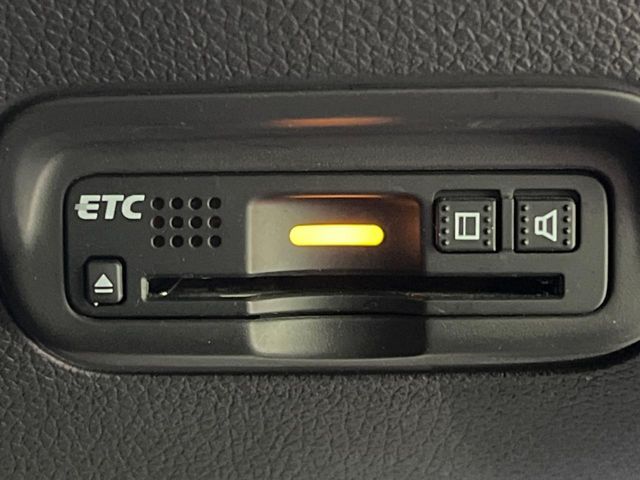 HONDA VEZEL HYBRID 2017 Image 31