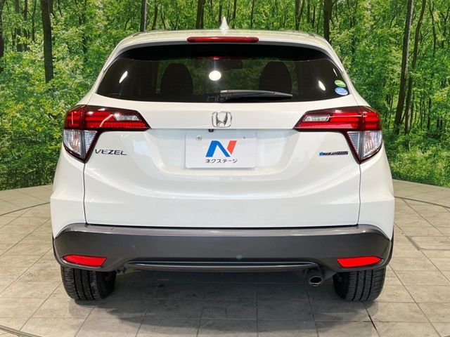 HONDA VEZEL HYBRID 2017 Image 31