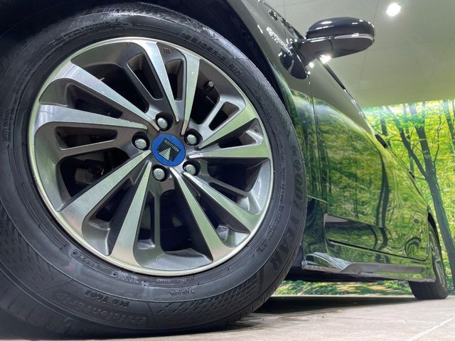 TOYOTA PRIUS PHV 2017 Image 31