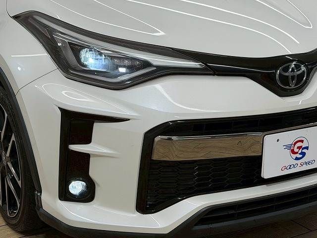 TOYOTA C-HR 2019 Image 31