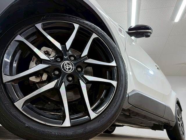 TOYOTA C-HR 2019 Image 31