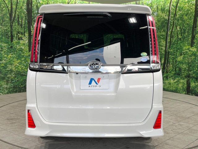 TOYOTA NOAH 2017 Image 31