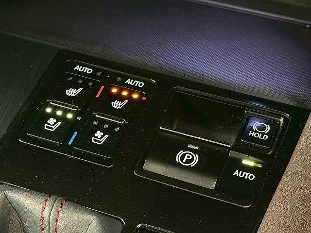 TOYOTA LEXUS RX450H 2WD 2018 Image 31