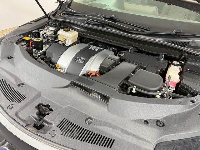 TOYOTA LEXUS RX450H 2WD 2018 Image 31