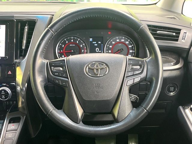 TOYOTA VELLFIRE 2019 Image 31