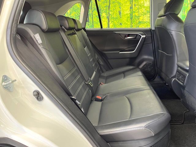 TOYOTA RAV4 HYBRID 4WD 2020 Image 31