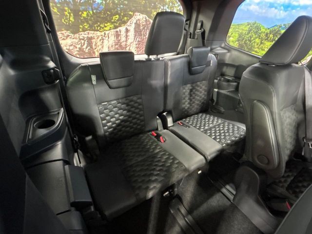 TOYOTA VOXY HYBRID 2025 Image 31