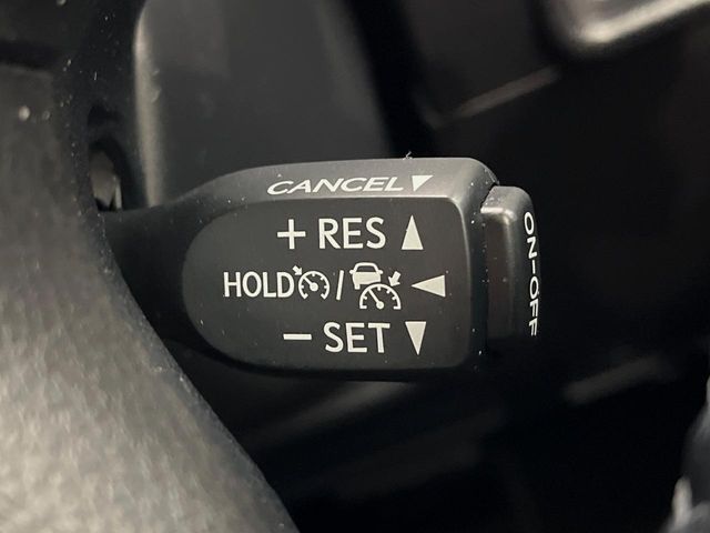 TOYOTA LANDCRUISER PRADO 2019 Image 31