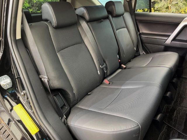 TOYOTA LANDCRUISER PRADO 2019 Image 31