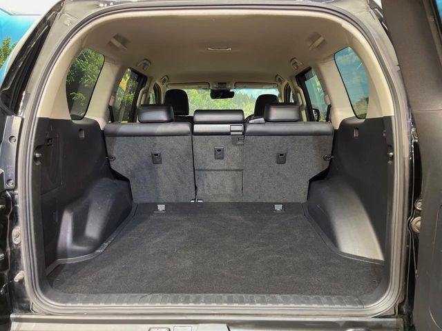 TOYOTA LANDCRUISER PRADO 2019 Image 31