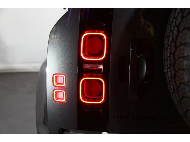 ROVER DEFENDER 2023 Image 31