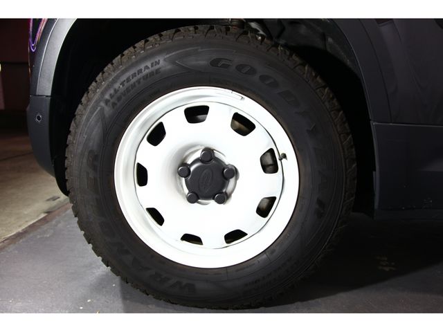 ROVER DEFENDER 2023 Image 31