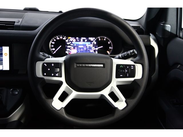 ROVER DEFENDER 2023 Image 31