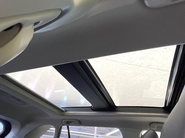 TOYOTA RAV4 HYBRID 4WD 2023 Image 31