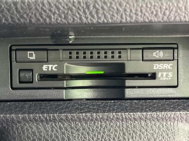 TOYOTA VOXY 2015 Image 31