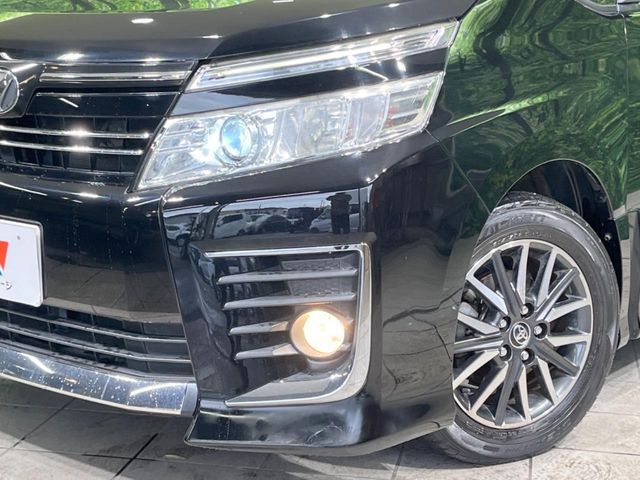 TOYOTA VOXY 2015 Image 31