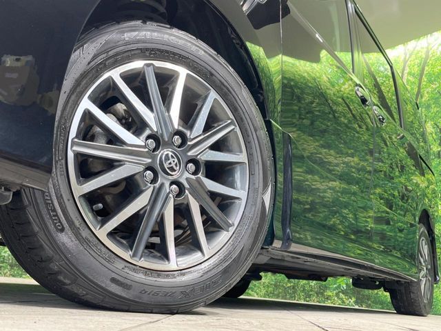 TOYOTA VOXY 2015 Image 31