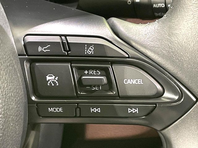 TOYOTA YARIS CROSS HYBRID 2022 Image 31