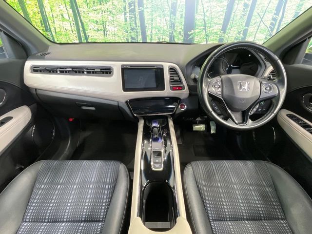 HONDA VEZEL HYBRID 2016 Image 31