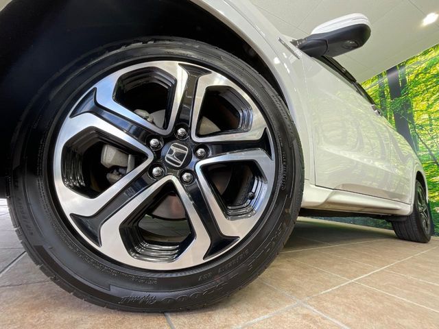 HONDA VEZEL HYBRID 2016 Image 31