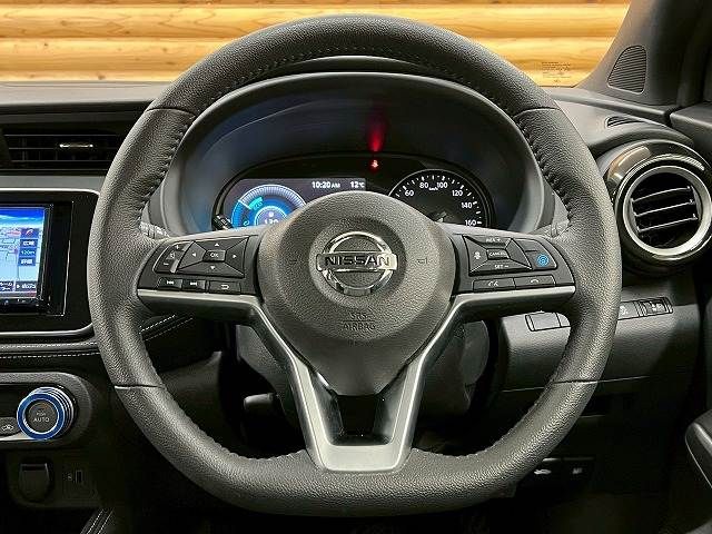 NISSAN KICKS 2021 Image 31