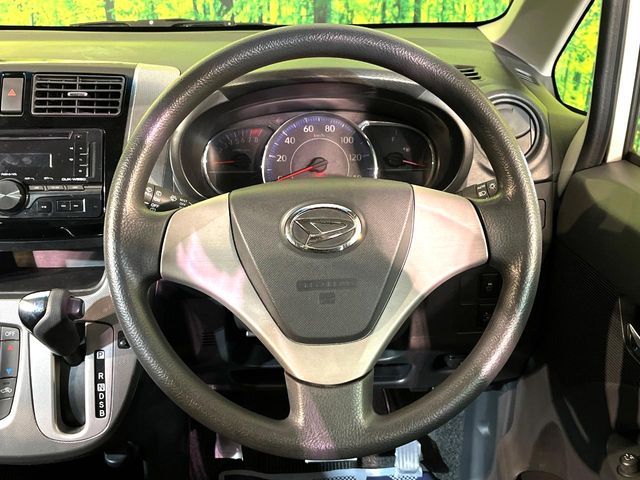 DAIHATSU MOVE CUSTOM 2013 Image 31