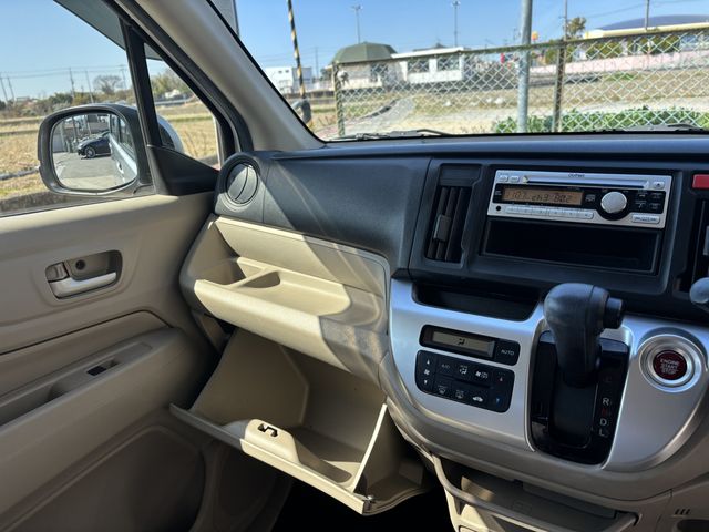 HONDA N-WGN 2014 Image 31