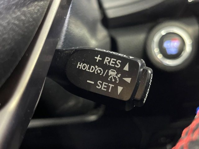 TOYOTA HILUX 4WD 2023 Image 31