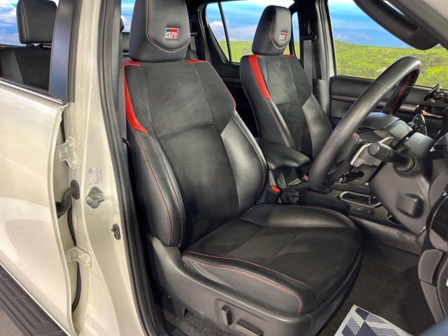 TOYOTA HILUX 4WD 2023 Image 31